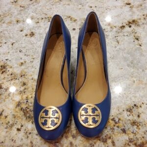Tory Burch Navy Leather Logo Round-Toe Block Heels with Gold Emblem